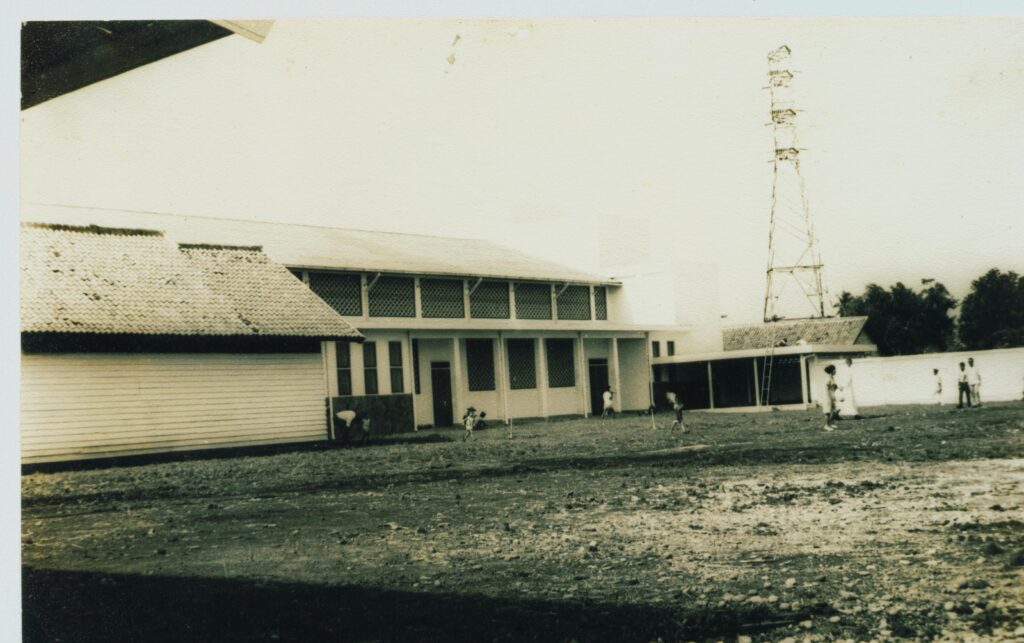 1969