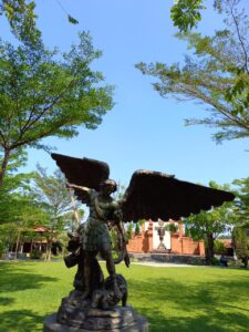 Taman Budaya Hati Yang Tersuci